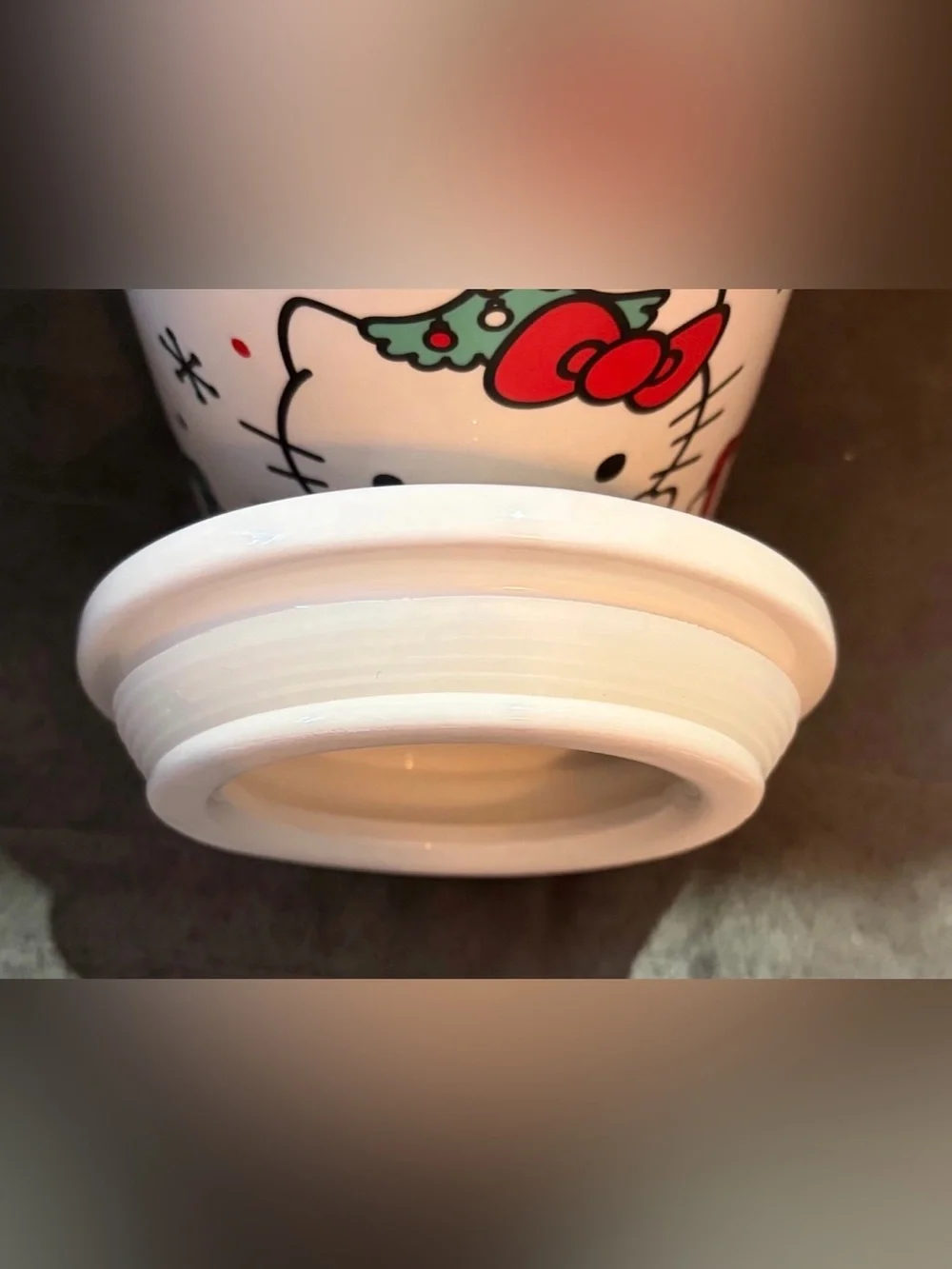 New! 7.25 tall, 5.5” wide Ceramic cookie jar Hello Kitty on the front & back